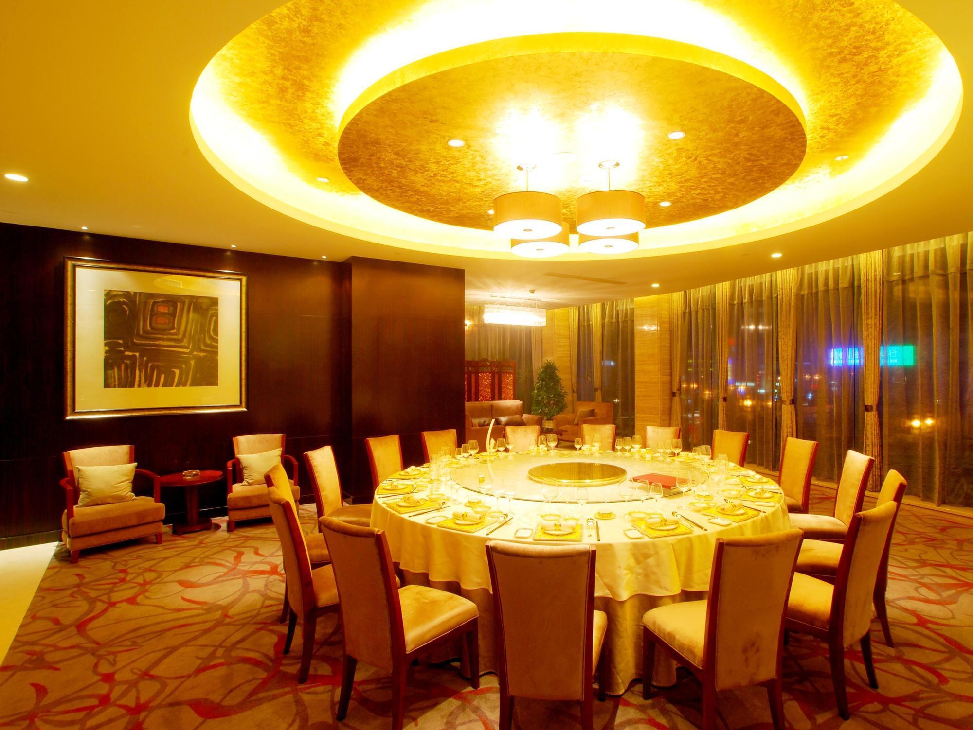 Yiwu International Mansion Hotell Exteriör bild