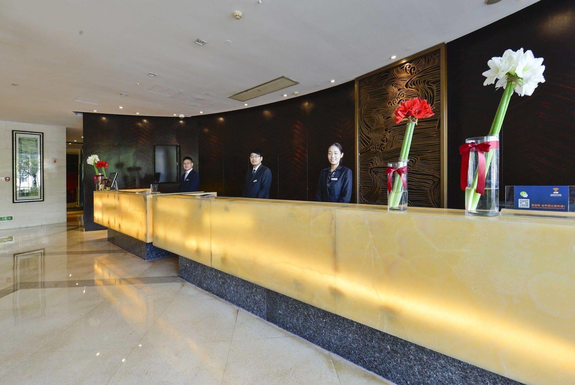 Yiwu International Mansion Hotell Exteriör bild